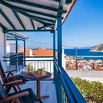 Lina Lina &stella Skopelos