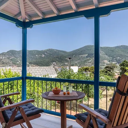 Lina Skopelos Town